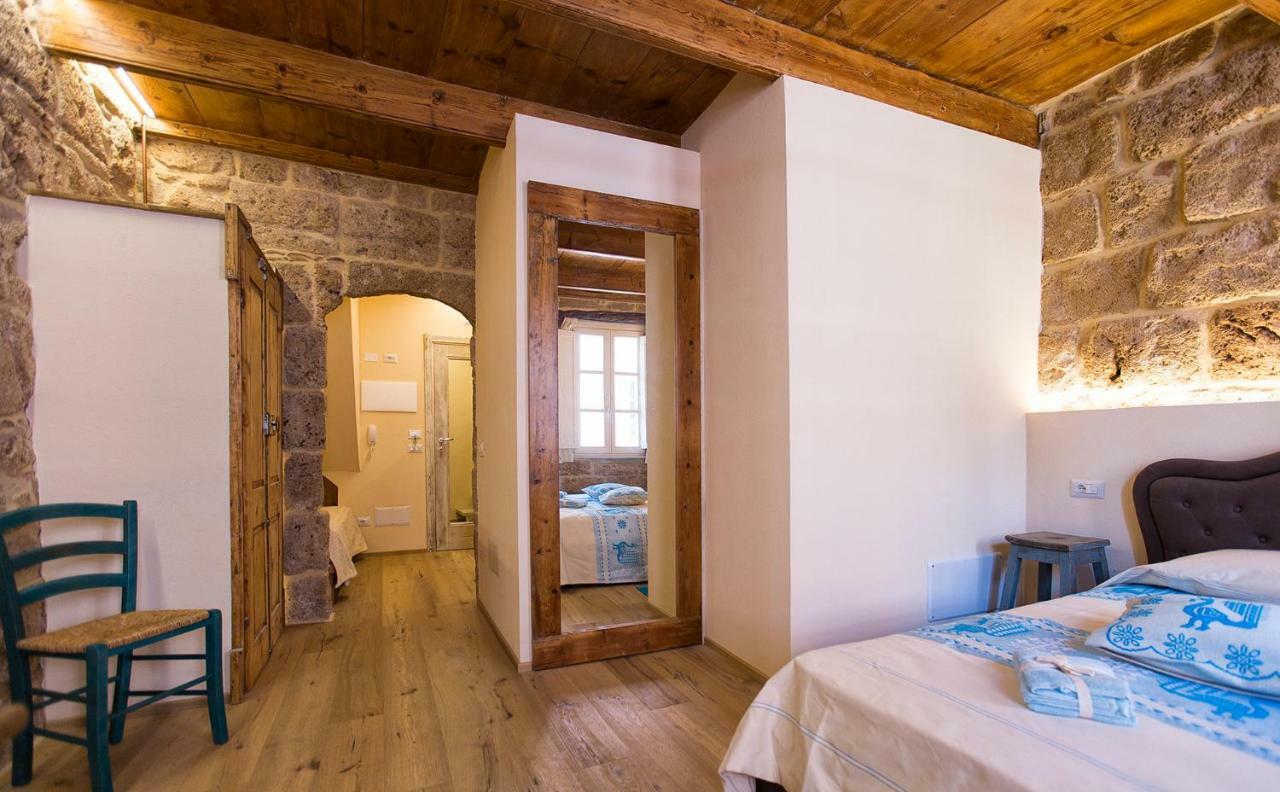 Grand Suite Gioberti Elegante Nel Cuore Di Alghero Extérieur photo